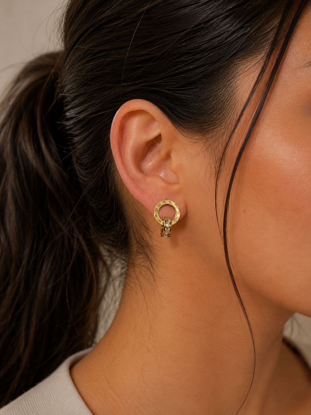 Luxe Crystal Hoop Øreringe Guld – 18K Guldbelagt Rustfrit Stål