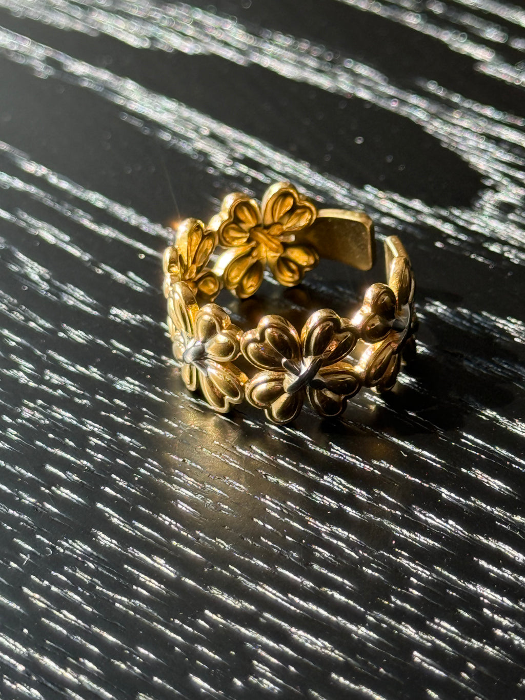 ✨ Blomsterring – enkel, elegant og tidløs 🤍