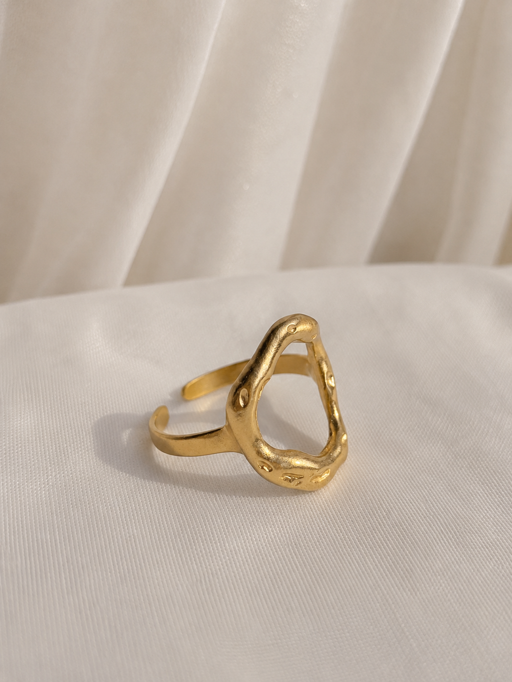 Organisk Ring – 18K Guldbelagt Rustfrit Stål