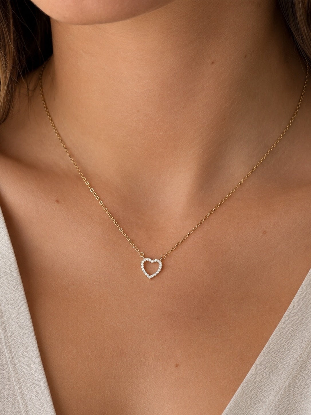 ✨ Crystal Heart Halskæde ✨
