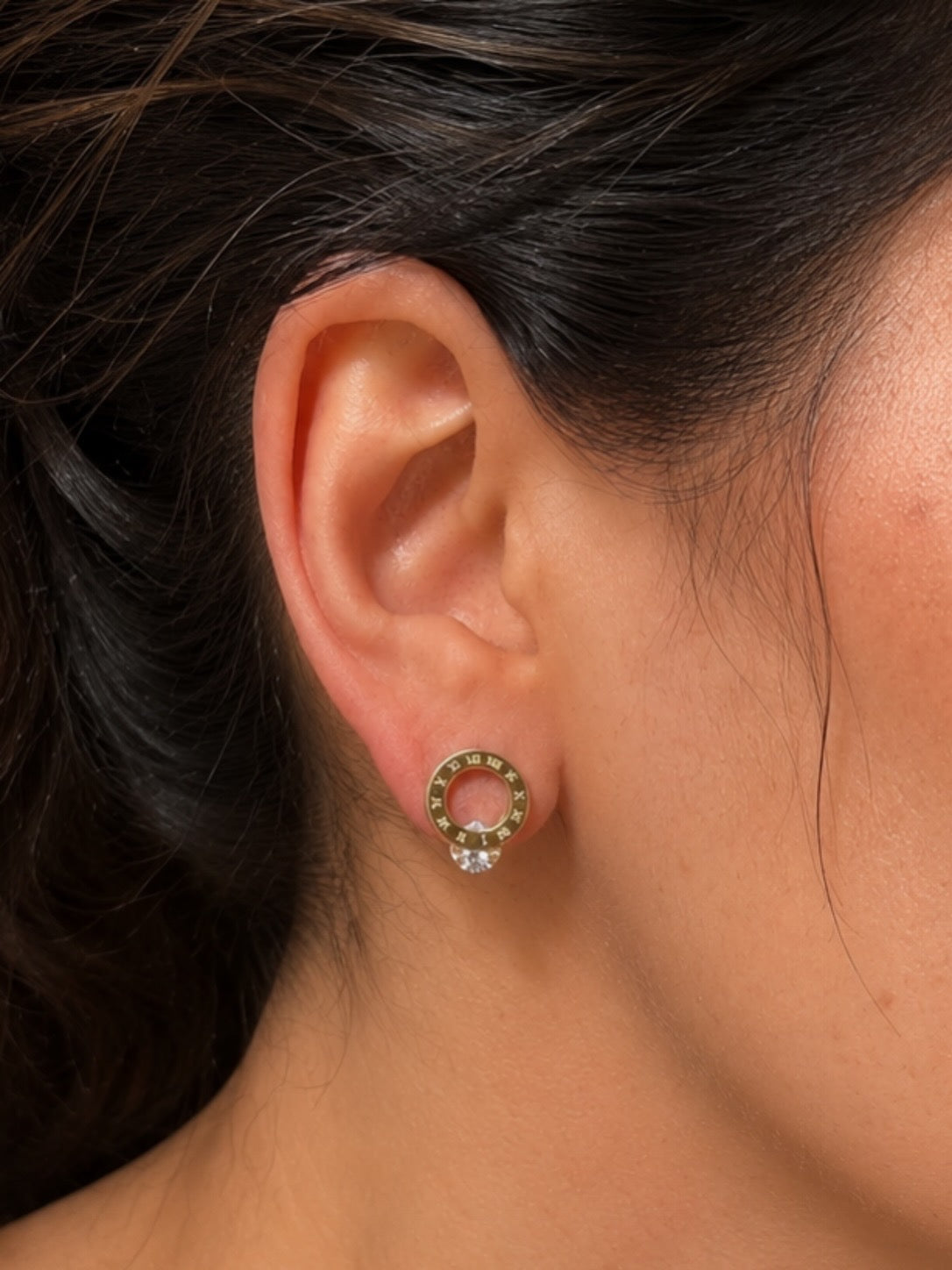 ✨ Elegante Zirkonia Øreringe ✨